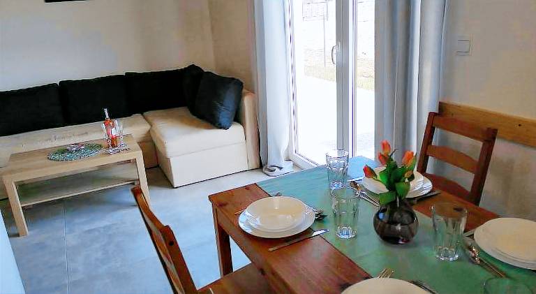 Lodge with barbecue & terrace — photo 3