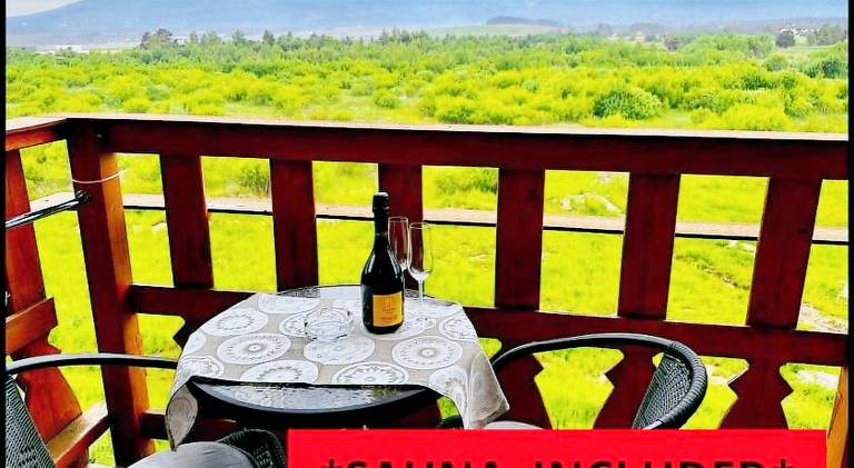 Rental apartment with hot tub, yard & sauna in Stara Lesna