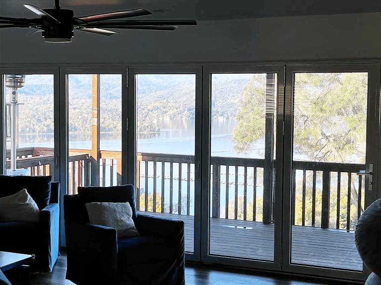 House Lake Nacimiento