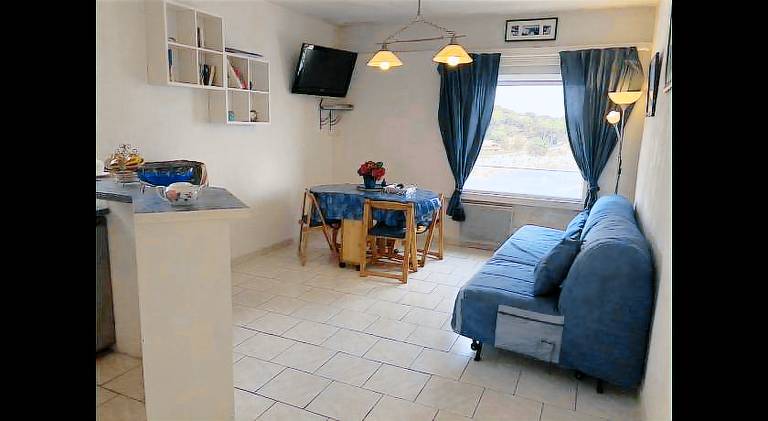 Holiday apartment with 1 room for 4 persons — photo 4
