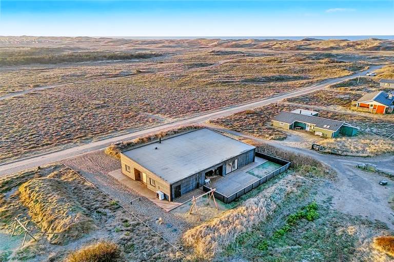 Child-friendly big house with hot tub, sauna & terrace | Beach nearby | Dogs allowed — photo 4