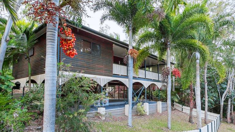 House Magnetic Island