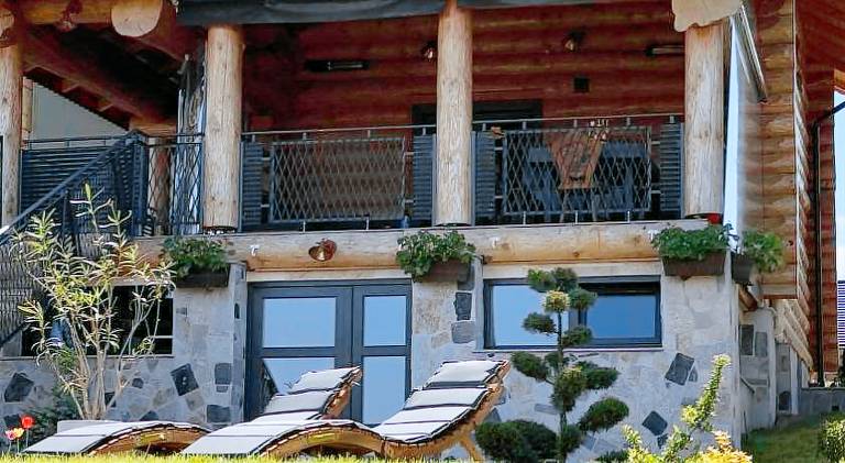 200 m&sup2; Chalet