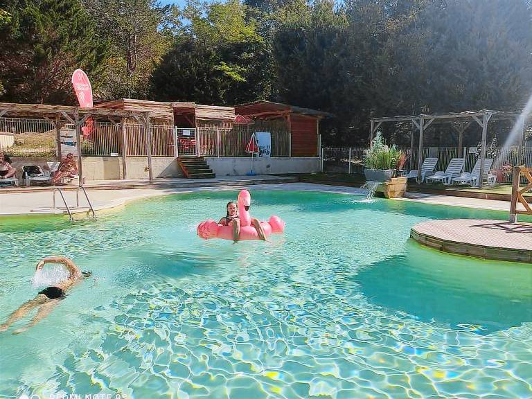 Mobile home with heated pool & patio | Pets are welcome — photo 2