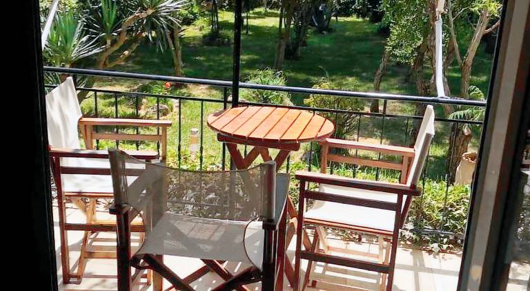 Lovely holiday apartment with yard, private pool & terrace | Good for workation | Pets allowed — photo 5