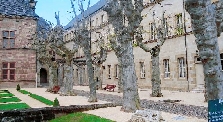 Appartement  Brive-la-Gaillarde