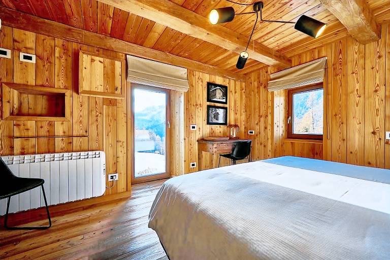 Family-oriented vacation home with patio & garden | Suitable for remote work | Pet-friendly — photo 4