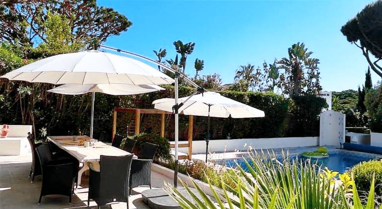 Villa with yard, terrace & private pool | Perfect for remote work — photo 4