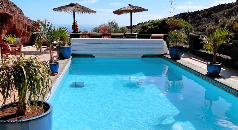Vacation home with pool in Tías