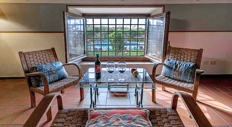 Family-friendly beautiful farm with garden, patio & barbeque | Pet-friendly — photo 4
