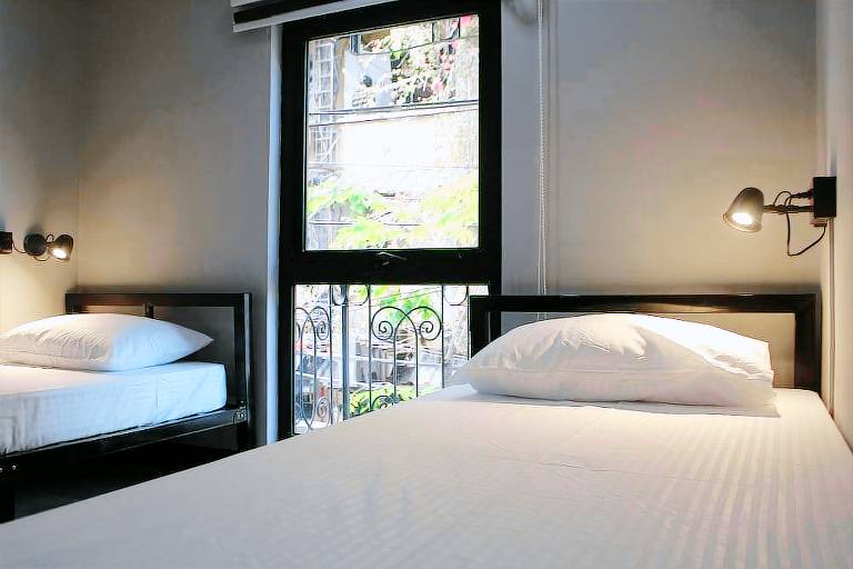Hostel Makati