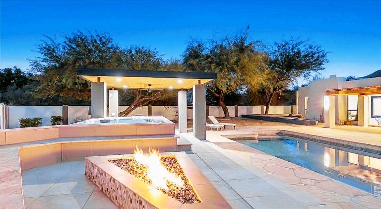 Fully equipped villa with private pool, terrace & jacuzzi | Suitable for remote work | Pets are welcome — photo 2