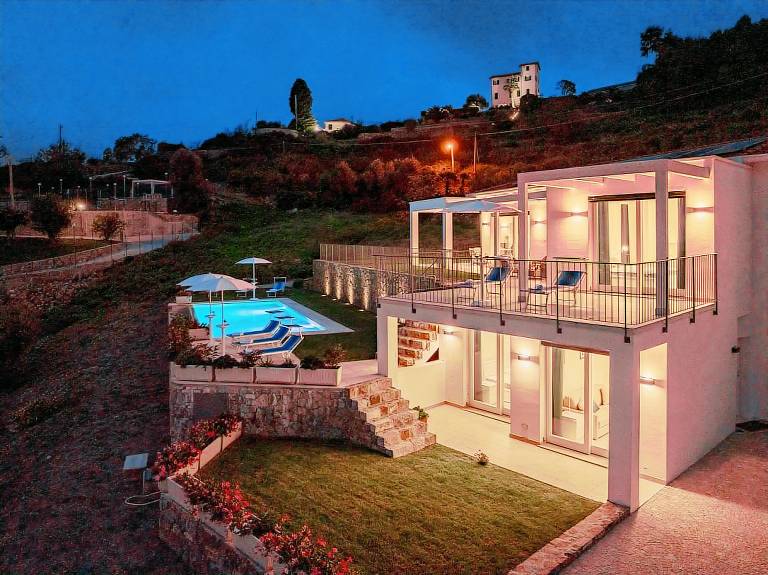 Family-oriented big villa with garden, grill & private pool | Garden view | Dogs allowed — photo 2