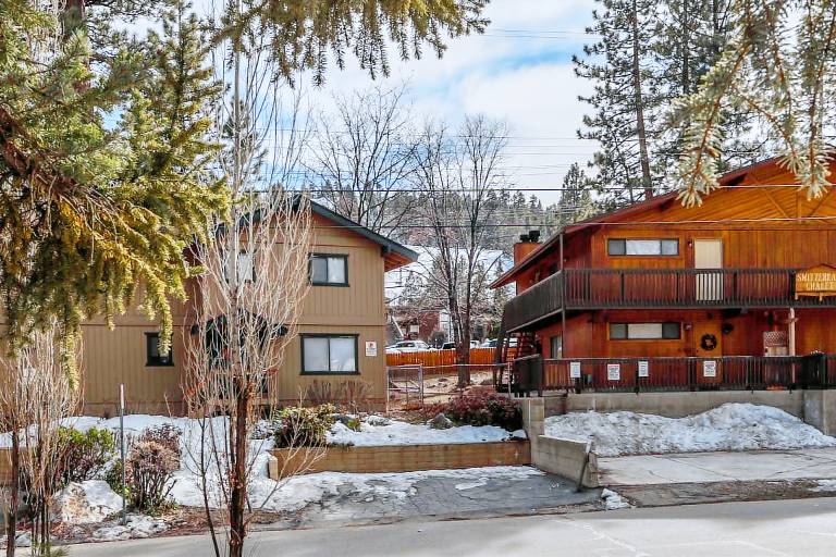 Cabin with terrace | Lake view — photo 4
