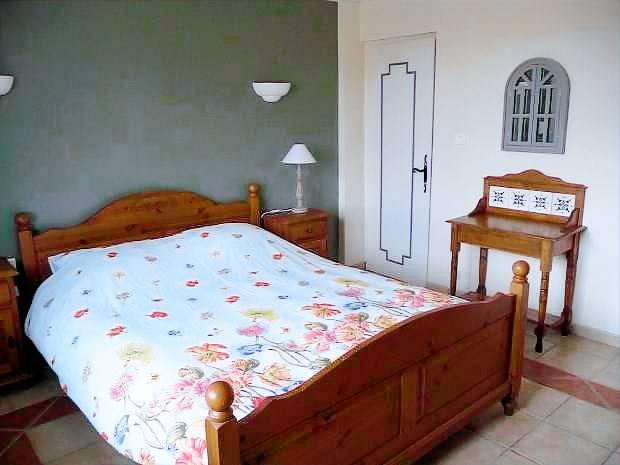 Gite with barbeque, private pool & yard | Panoramic view — photo 5