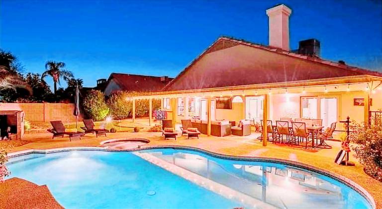 Luxury Scottsdale Retreat Heated Pool and Mini Golf in Phoenix, AZ