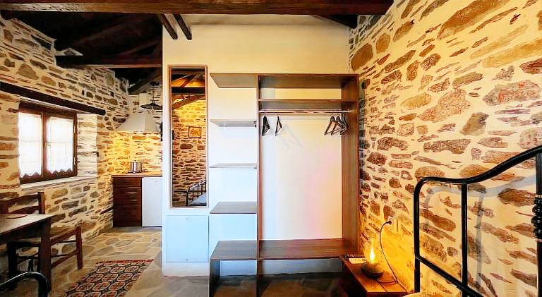 San Lorenzo Cottage - Παραδοσιακα Πετρινα Δωματια - Αγιος Λαυρεντιος Πηλιου — photo 3