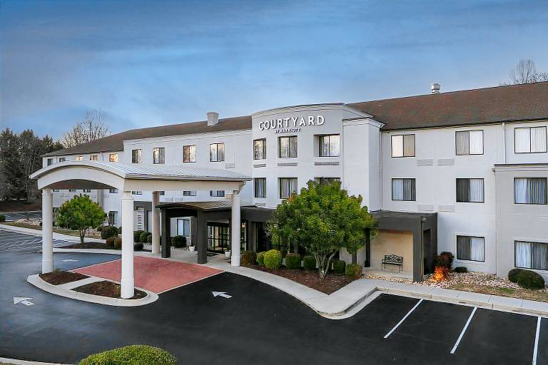 Courtyard by Marriott Danville in Danville, VA