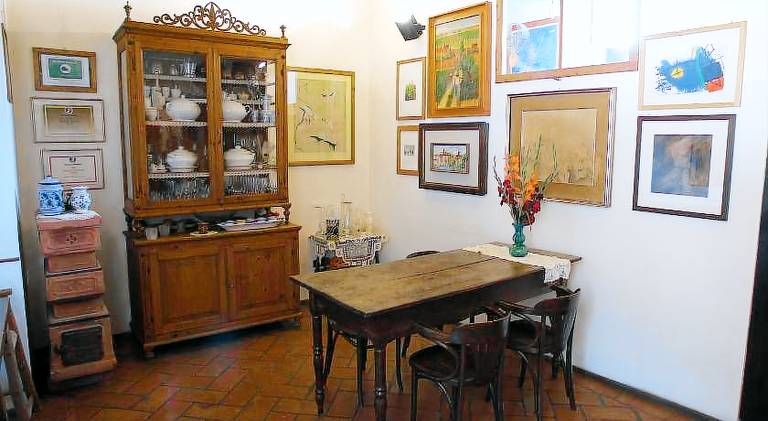 House with barbecue & garden — photo 2