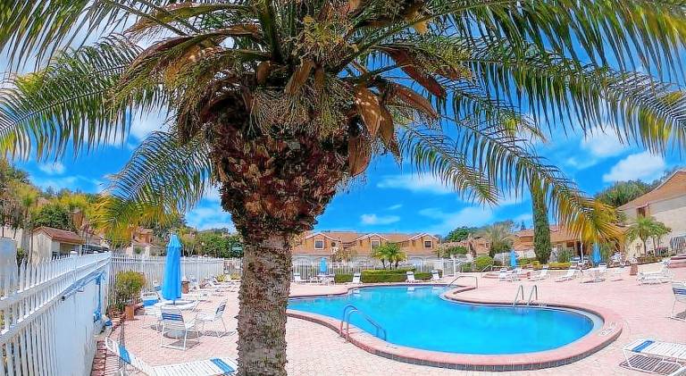 Vacation home | Pet-friendly in Orlando, FL