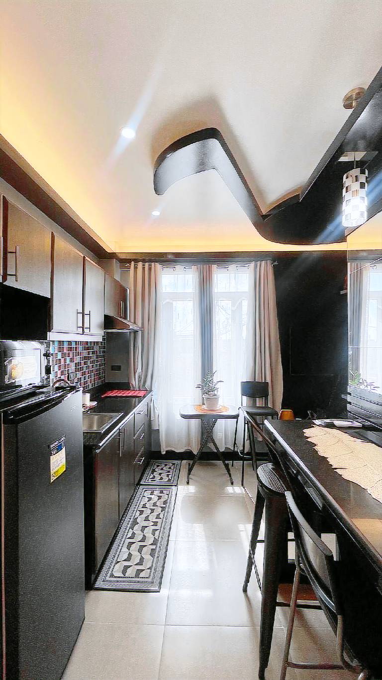Rental apartment with 1 room for 3 persons in Taguig