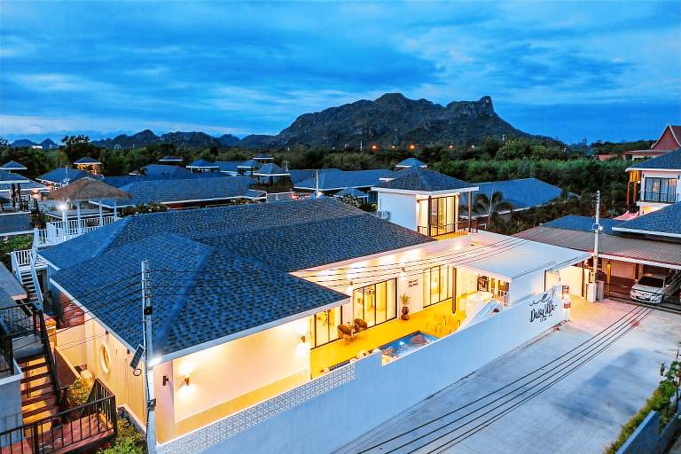 Villa with grill, pool & jacuzzi | Suitable for remote work | Dogs allowed — photo 5