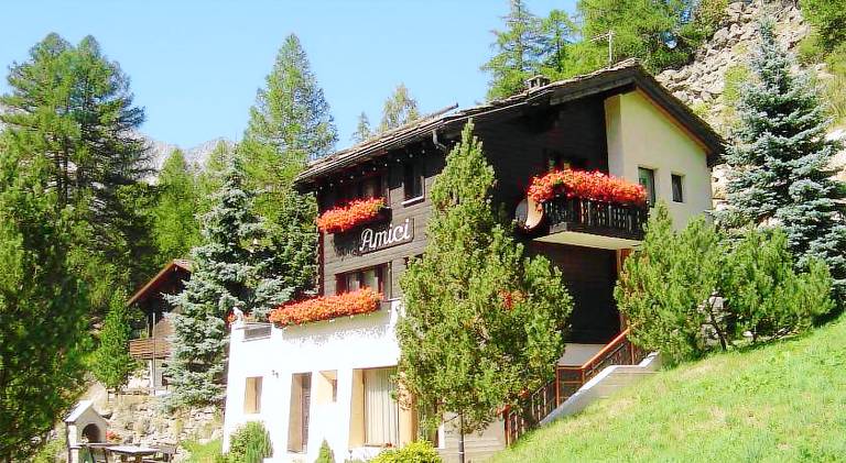 Haus Amici in Saas Almagell