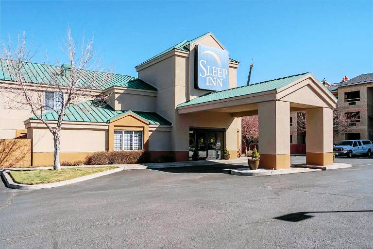 Sleep Inn Bend Crossroads Plaza in Bend, OR