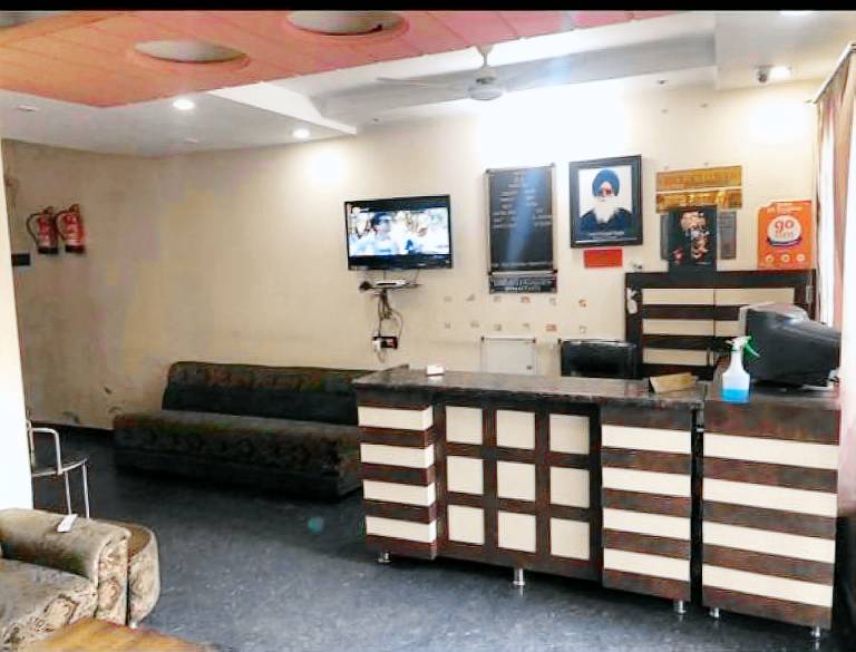 Goroomgo Gs Paradise Amritsar — photo 4