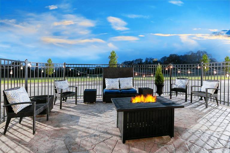 Garner Clarksville Northeast By IHG — photo 4