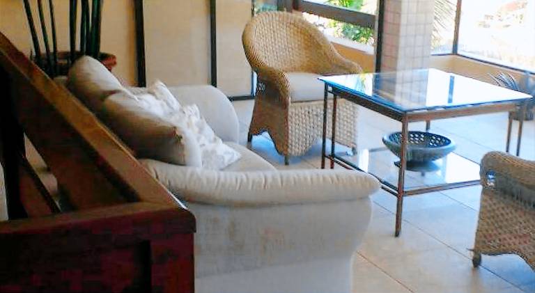 Serviced apartment with yard, pool & sauna — photo 4
