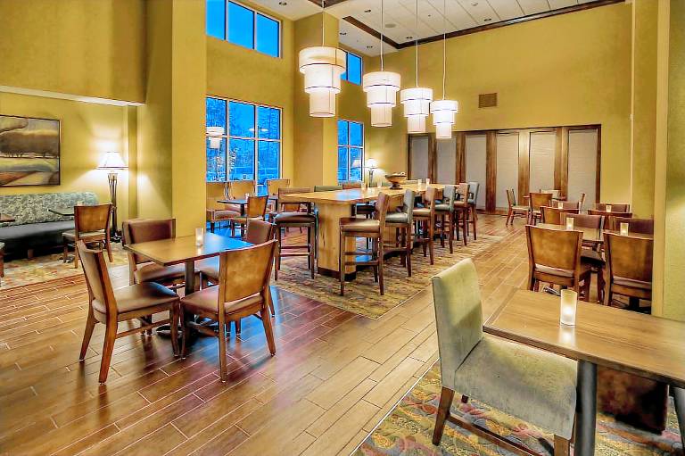 Hampton Inn & Suites Rochester/Henrietta — photo 2