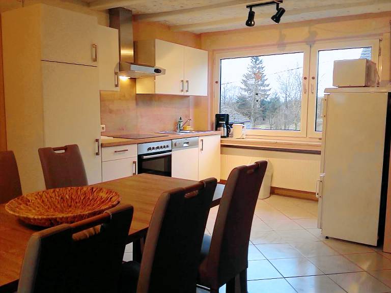 House with terrace, garden & barbeque | Dogs allowed — photo 3