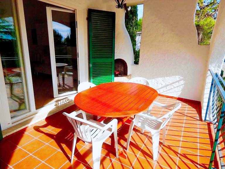 Family-friendly lovely holiday apartment with patio | Panoramic view | Pets allowed — photo 3