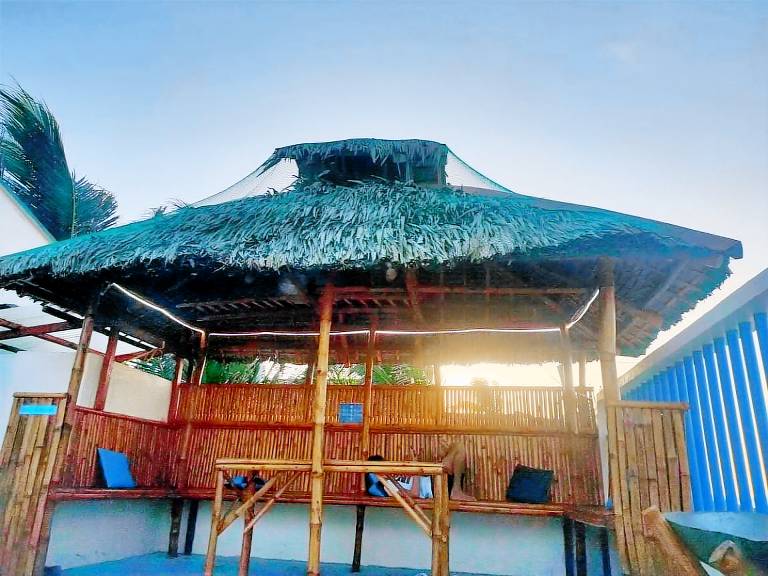 Eight bed Beach House (Daanbantayan, Cebu) in Daanbantayan