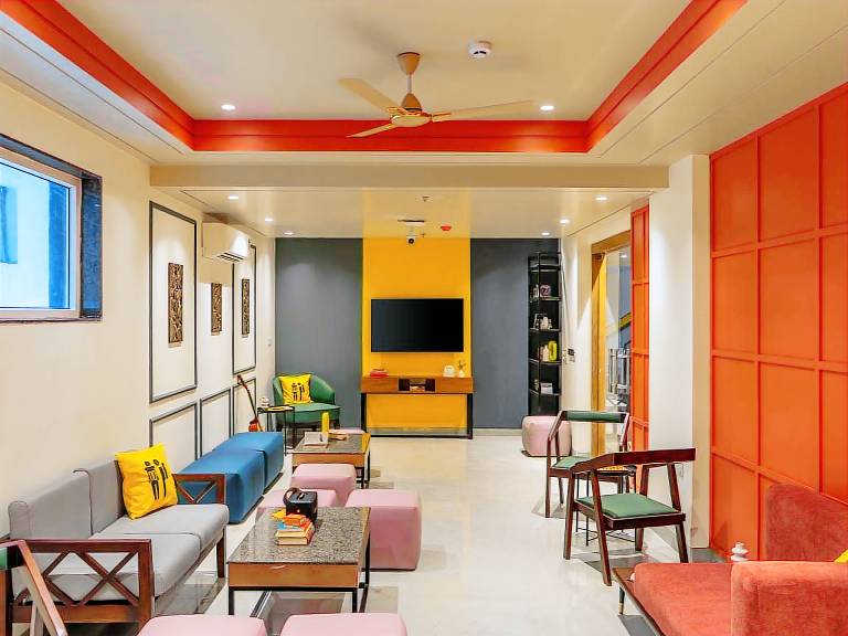 The Hosteller Delhi, International Airport — photo 5