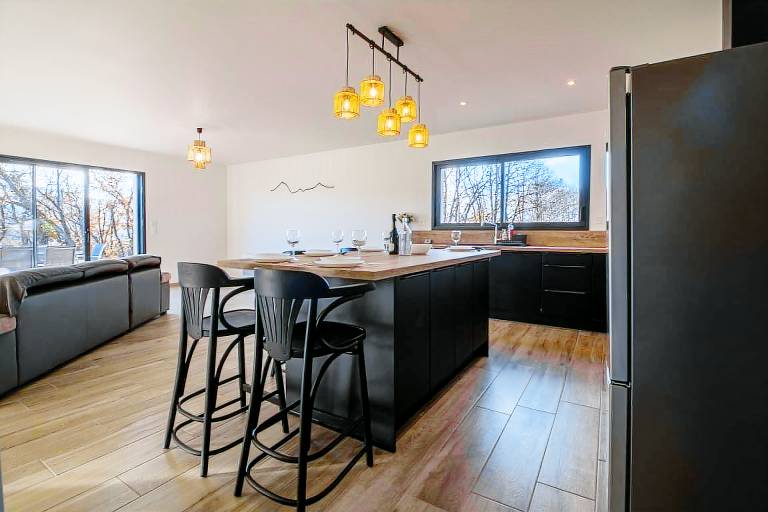 Gite with terrace, yard & barbeque — photo 4