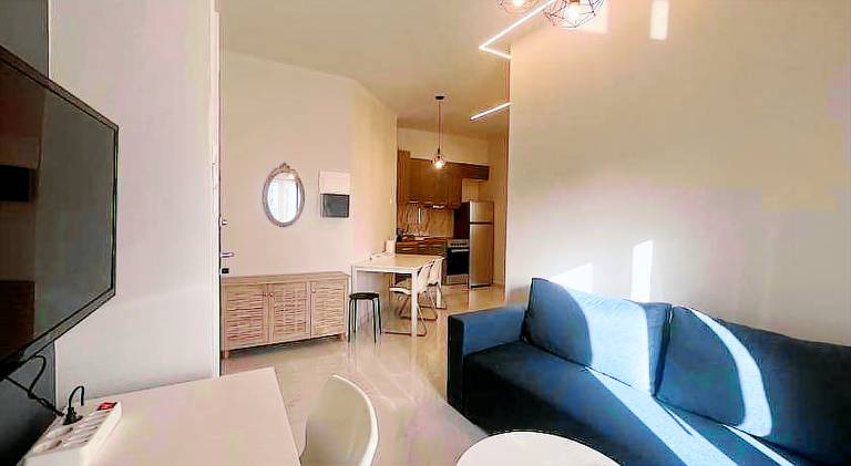 Ladadika Fine Living — photo 2