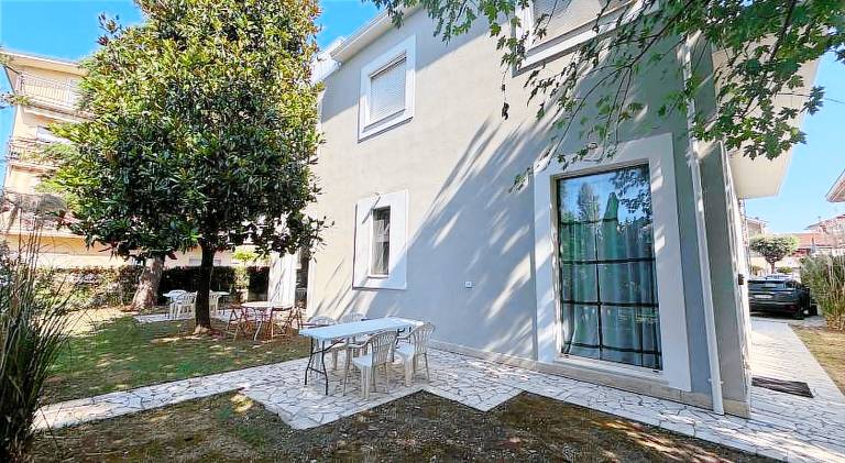 Nice rental apartment with yard | Beach nearby | Dogs allowed — photo 5