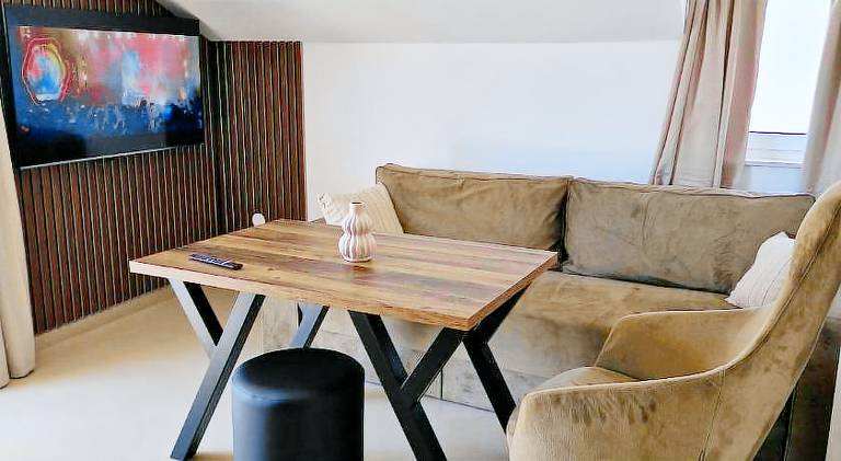 Holiday apartment with patio — photo 2