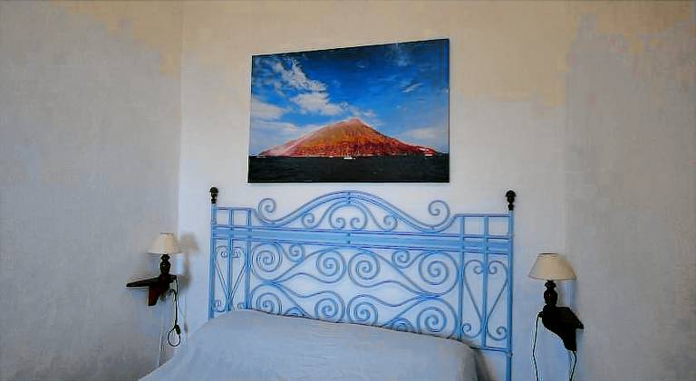 Apartment with terrace — photo 2