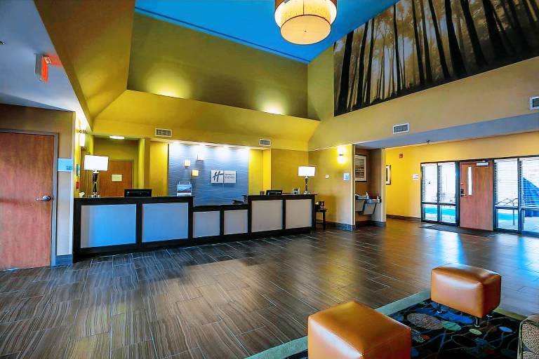 Holiday Inn Express Hotel & Suites Edmond By IHG — photo 4
