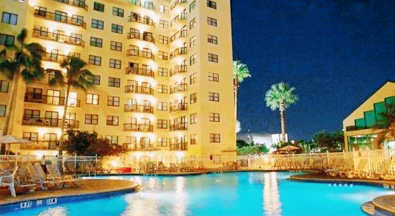 Rental apartment with hot tub & pool | Pets are welcome — photo 2
