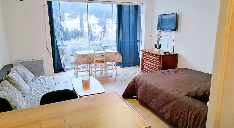 Rental apartment with 1 room for 4 persons in La Grande-Motte