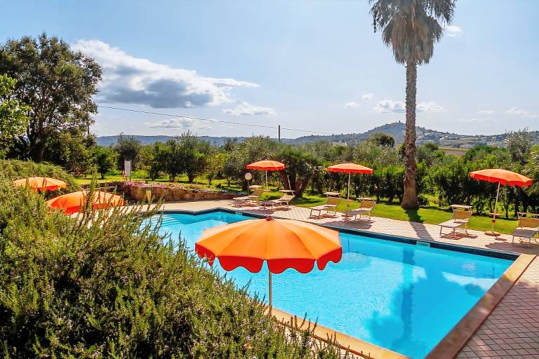 Apartment 'Coccinella' with Shared Pool, Wi-Fi and Air Conditioning — photo 2