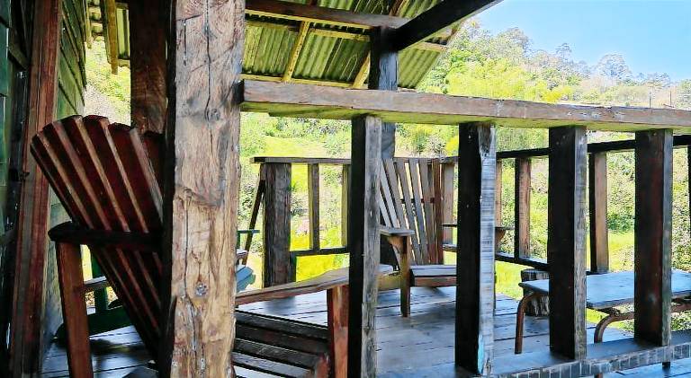 Lodge with pool, terrace & yard — photo 4