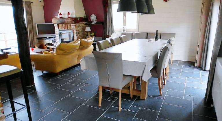 Ample chalet | Pets are welcome — photo 4