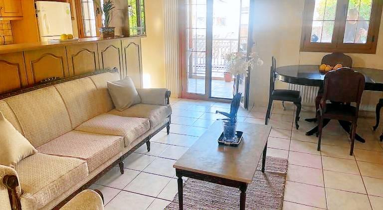 Vacation home | Beach nearby | Pets allowed — photo 3