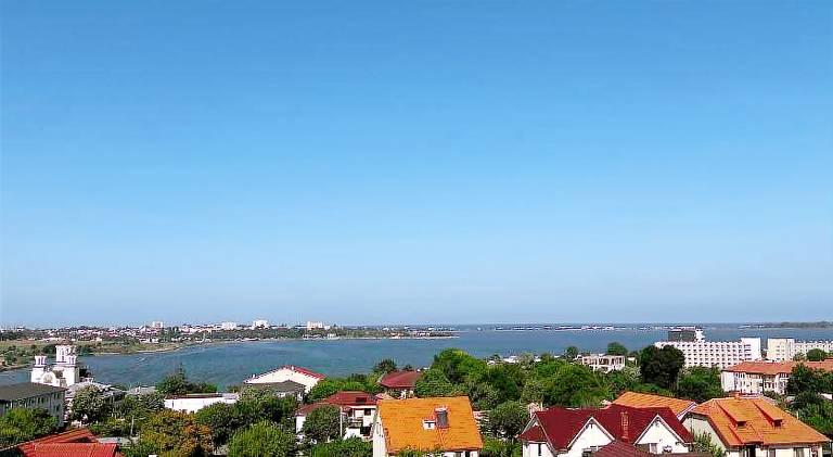 Rental apartment with patio | Pets allowed in Constanta