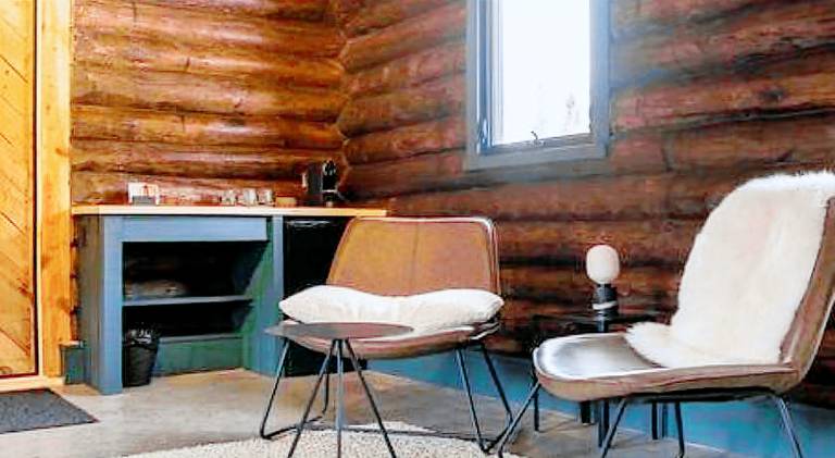 Chalet with 1 room for 4 persons — photo 4